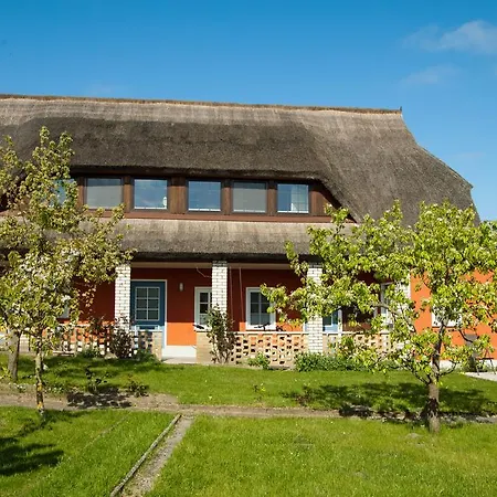 Ferienappartement Seestern In *